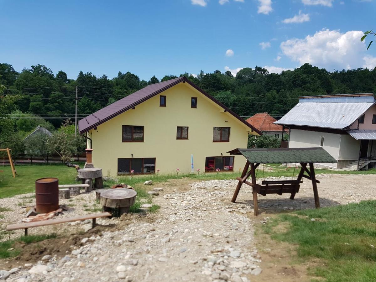 Viata la Tara Cerna Hotel Cerna  Exterior foto